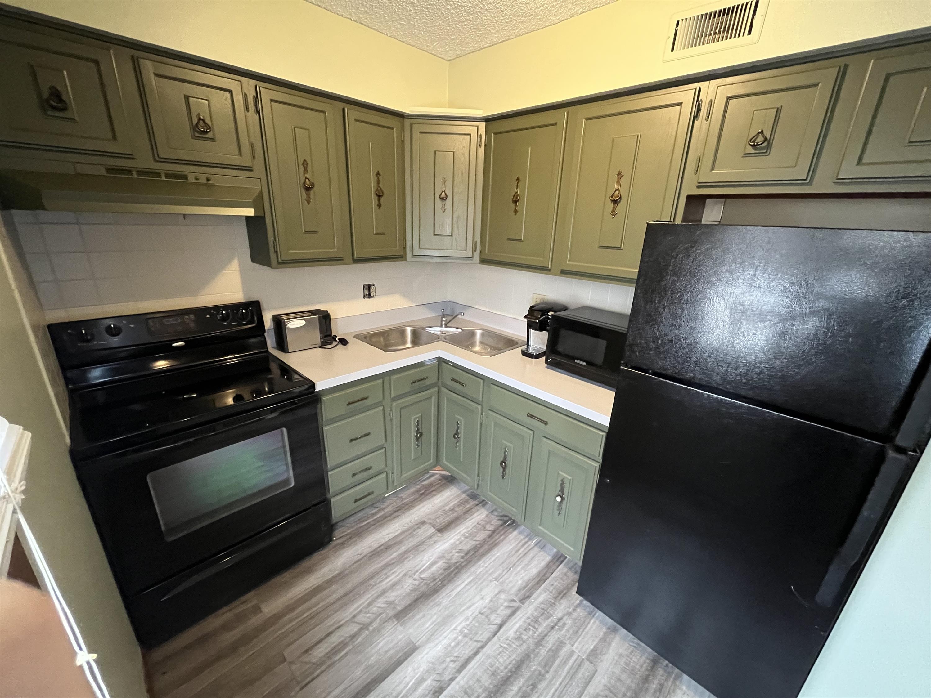 812 South English Avenue - 2